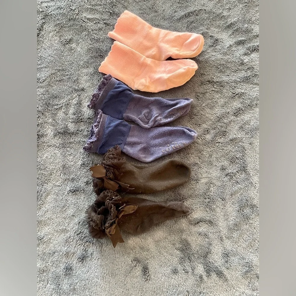 Bundle of 3 pairs of socks with ruffles for girls 2-4